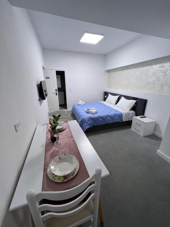 Skenderbej Rooms Tirana Exterior foto